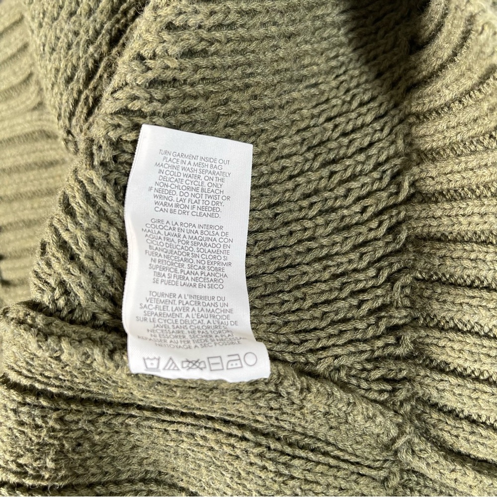 CAbi Aerial Green Knit Cardigan Sweater 
Size:‎ Small - Picture 11 of 12